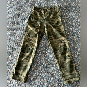 Universal Thread Women’s Stretch Camouflage Crop/Ankle Pants, Size 0/25